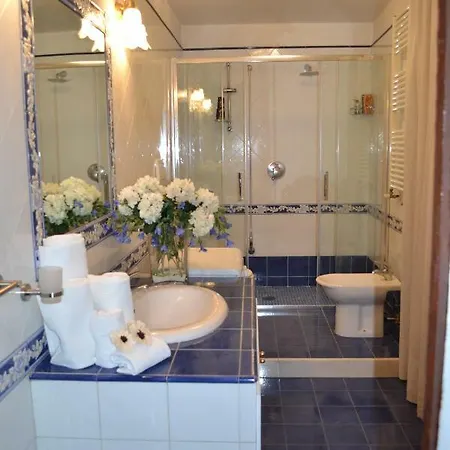 Dimora Real Maria Semesterbostad Neapel