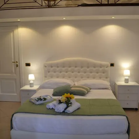 Semesterbostad Dimora Real Maria