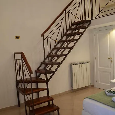 Holiday home Dimora Real Maria Naples