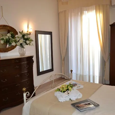 Dimora Real Maria Neapol